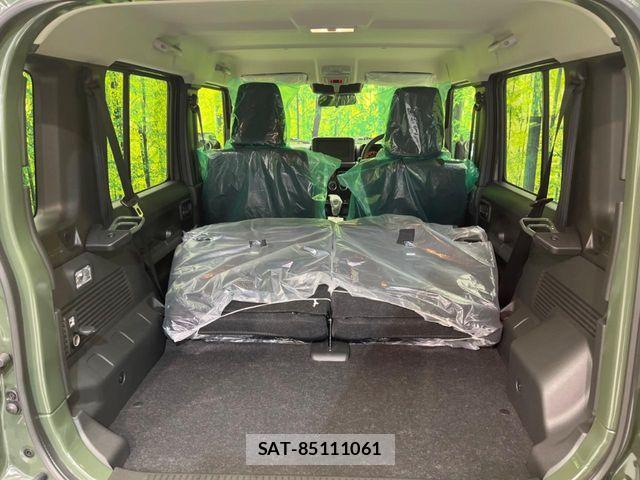 Suzuki JIMNY 2026-05 7358260-9