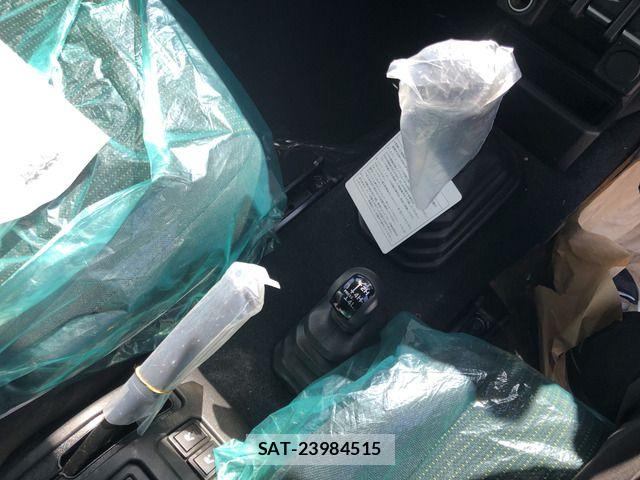 Suzuki JIMNY 2026-04 7358280-4