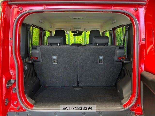 Suzuki JIMNY 2025-04 7358281-9