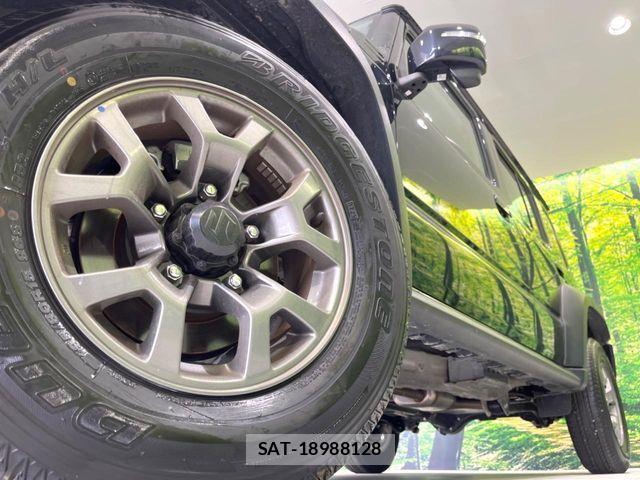 Suzuki JIMNY 2025-10 7358270-12