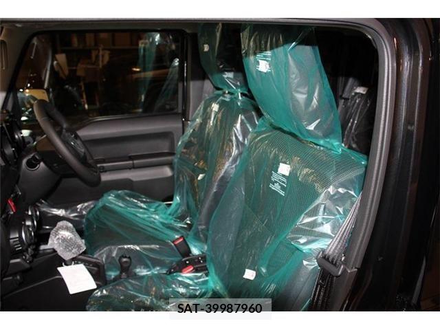 Suzuki JIMNY 2025-10 7358274-18