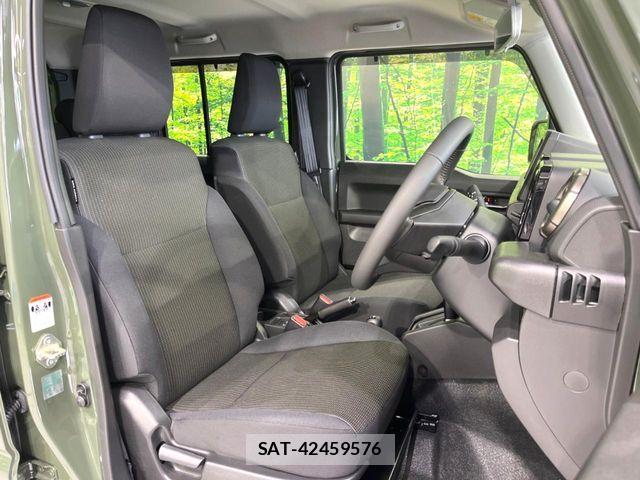 Suzuki JIMNY 2026-03 7358286-7