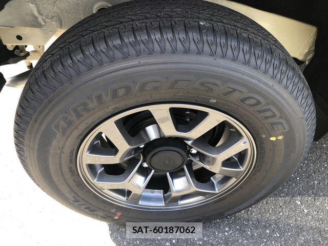 Suzuki JIMNY 2026-04 7358279-10