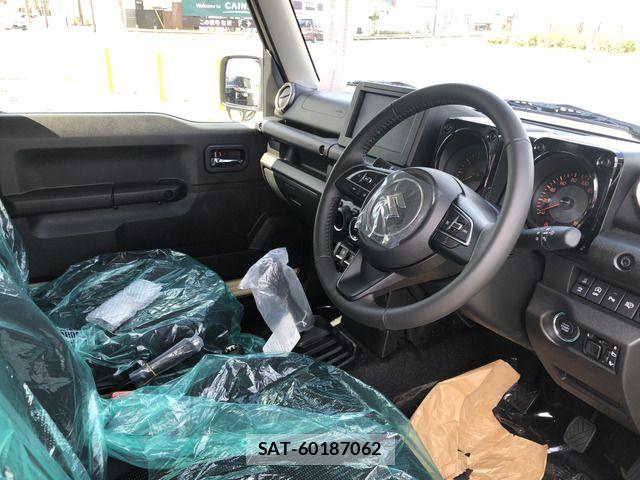 Suzuki JIMNY 2026-04 7358279-16