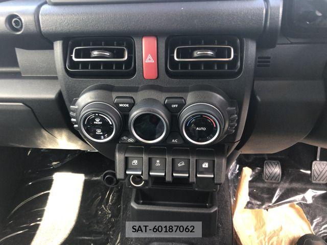 Suzuki JIMNY 2026-04 7358279-3