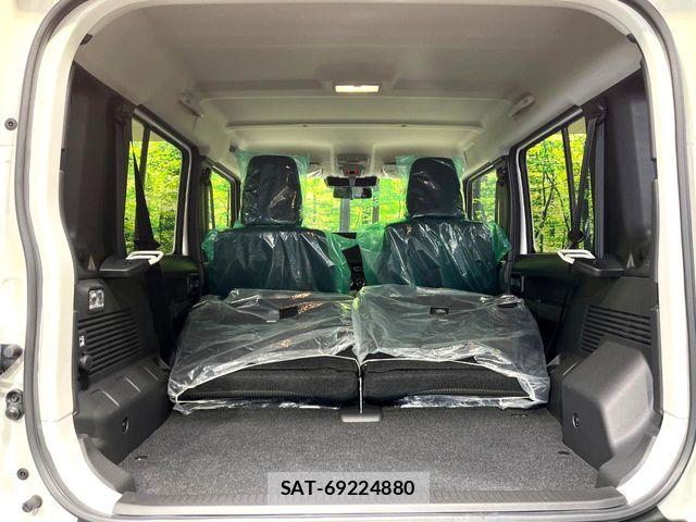 Suzuki JIMNY 2026-04 7358262-10