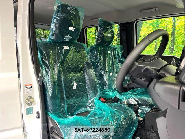 Suzuki JIMNY 2026-04 7358262-8