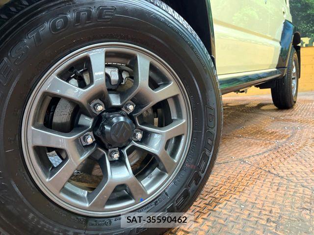 Suzuki JIMNY 2026-02 7358256-12