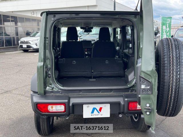 Suzuki JIMNY 2026-03 7392506-9