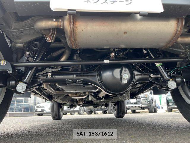 Suzuki JIMNY 2026-03 7392506-18
