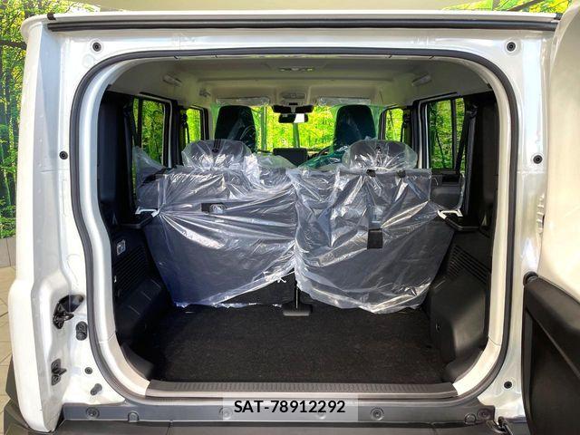 Suzuki JIMNY 2026-04 7392512-9