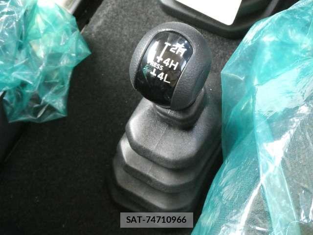 Suzuki JIMNY 2026-03 7501071-2