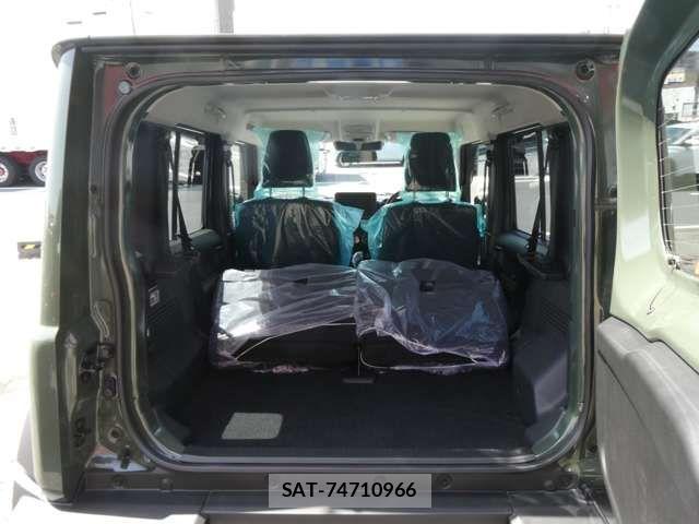 Suzuki JIMNY 2026-03 7501071-6