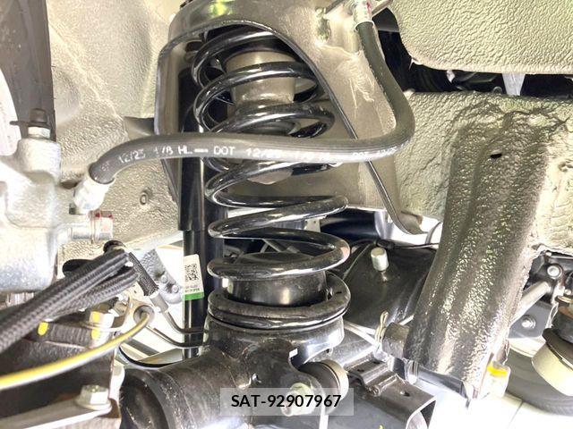 Suzuki JIMNY 2026-05 7501079-19