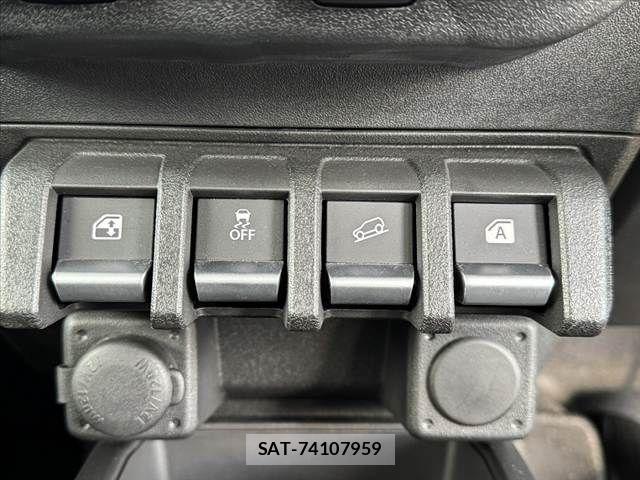 Suzuki JIMNY 2026-01 7501077-5