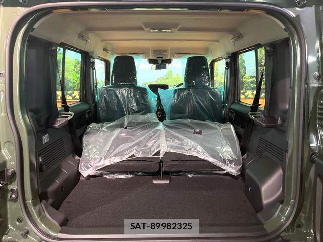 Suzuki JIMNY 2026-05 7501070-10