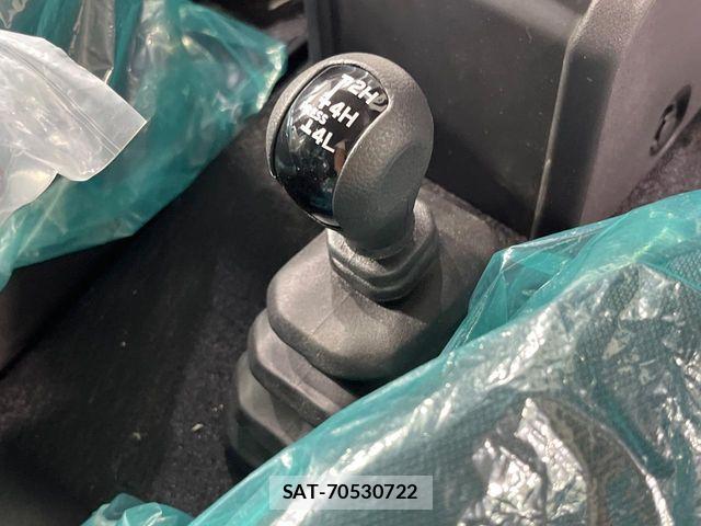 Suzuki JIMNY 2026-01 7501074-4