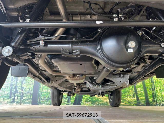Suzuki JIMNY 2026-03 7501072-18