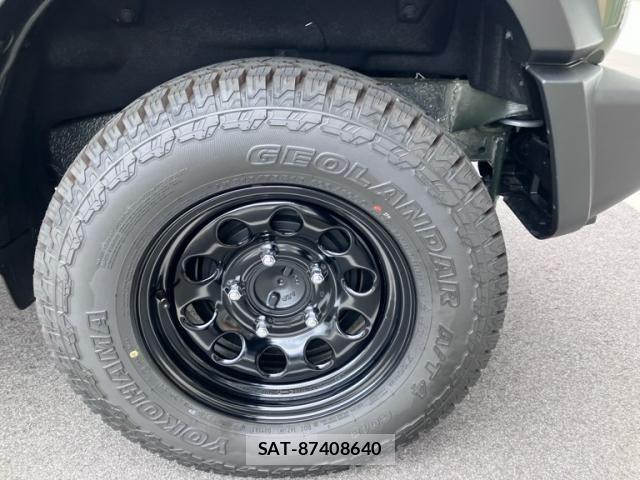 Suzuki JIMNY 2026-02 7562279-5