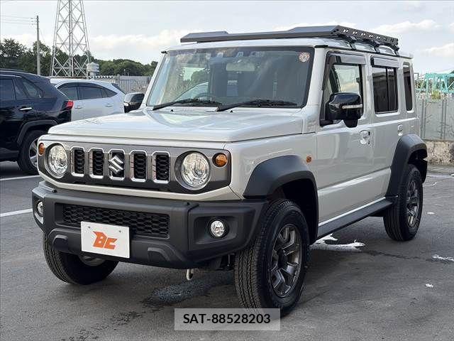 Suzuki JIMNY 2025-06 7617350-9