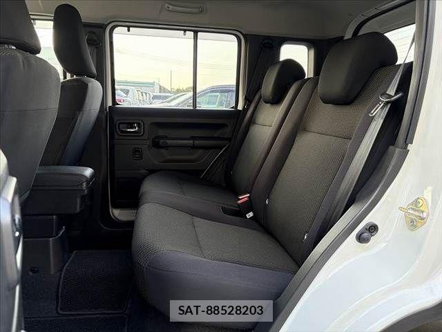 Suzuki JIMNY 2025-06 7617350-17
