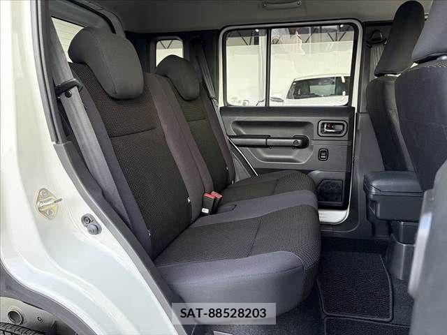 Suzuki JIMNY 2025-06 7617350-19