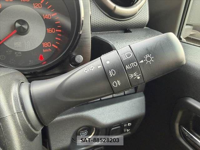 Suzuki JIMNY 2025-06 7617350-29