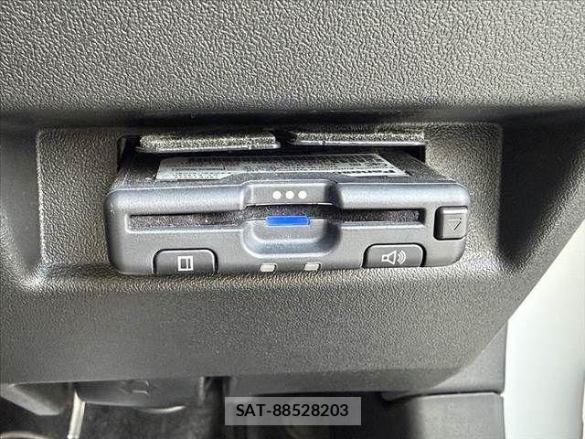 Suzuki JIMNY 2025-06 7617350-4