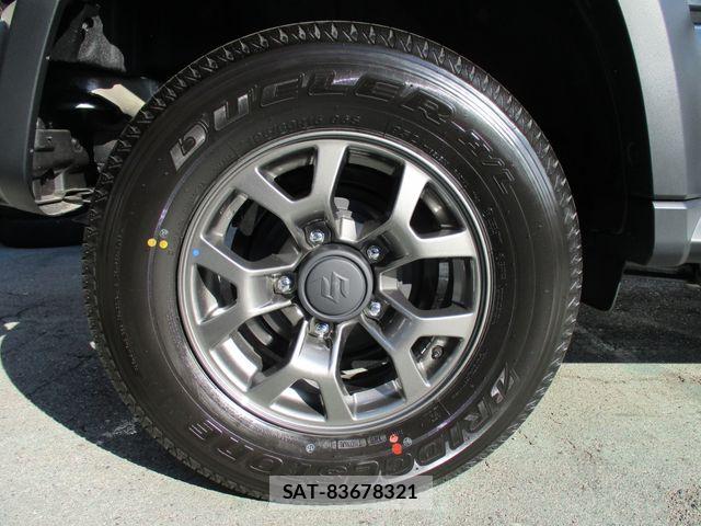 Suzuki JIMNY 2026-05 7617365-16