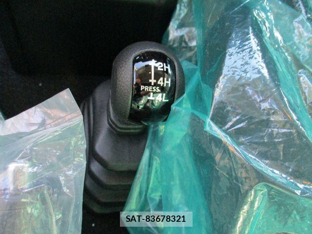 Suzuki JIMNY 2026-05 7617365-18