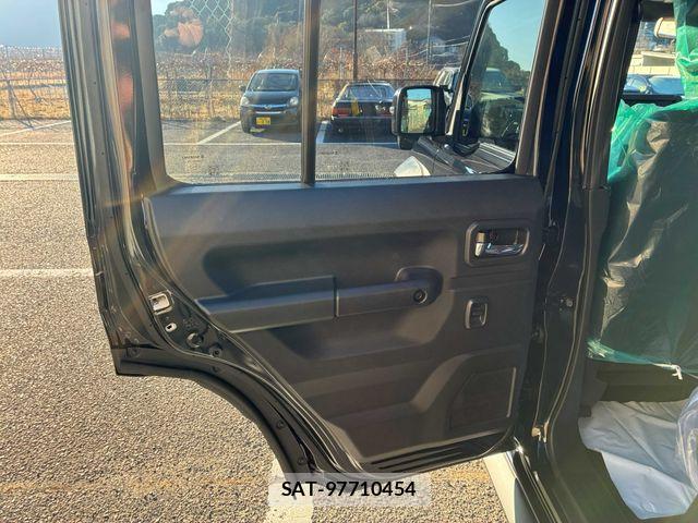 Suzuki JIMNY 2026-01 7617351-23