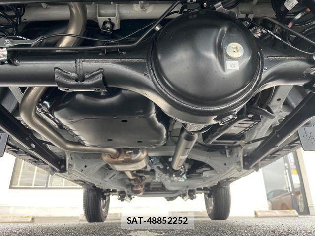 Suzuki JIMNY 2026-05 7617352-18