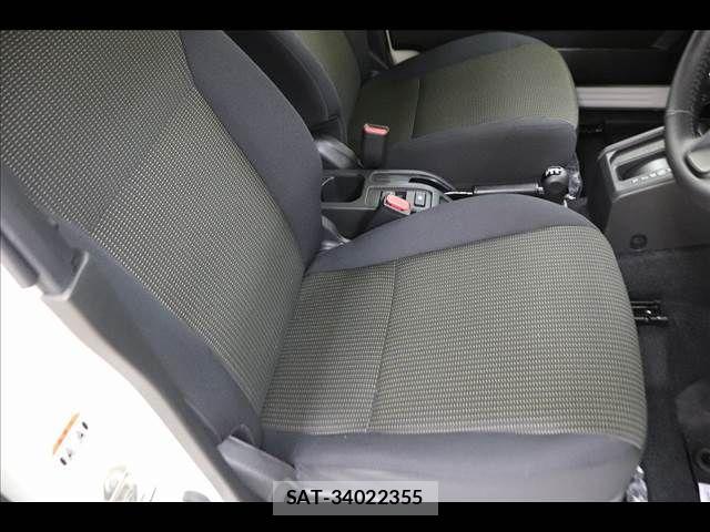 Suzuki JIMNY 2025-04 7617334-10