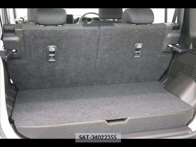 Suzuki JIMNY 2025-04 7617334-13