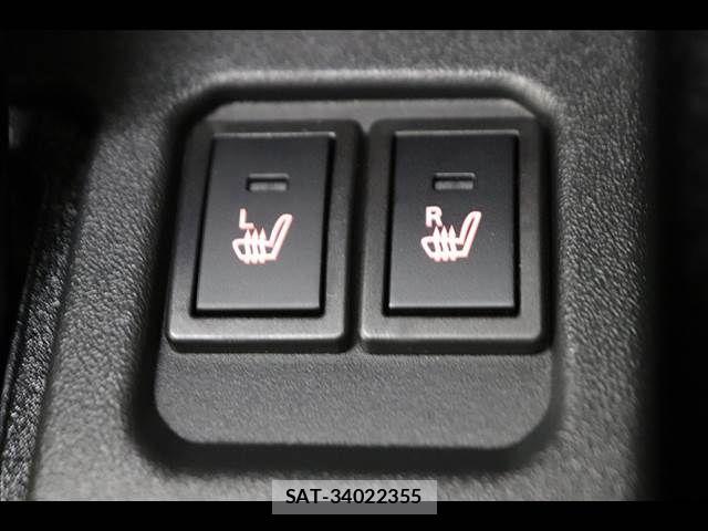 Suzuki JIMNY 2025-04 7617334-4