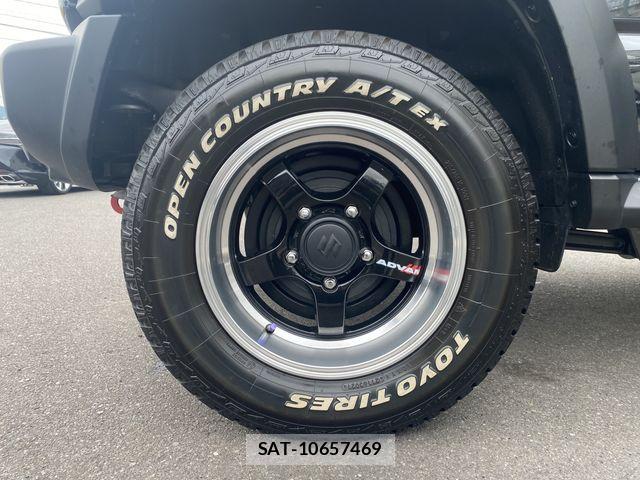 Suzuki JIMNY 2025-10 7617327-27