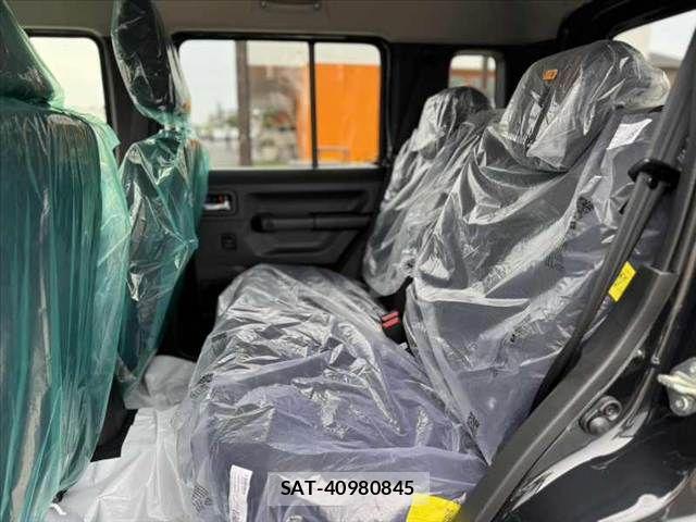 Suzuki JIMNY 2026-05 7617363-17