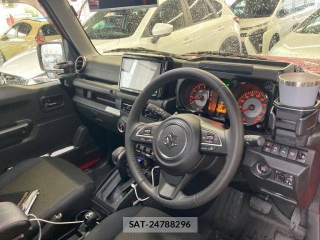 Suzuki JIMNY 2025-10 7962232-12