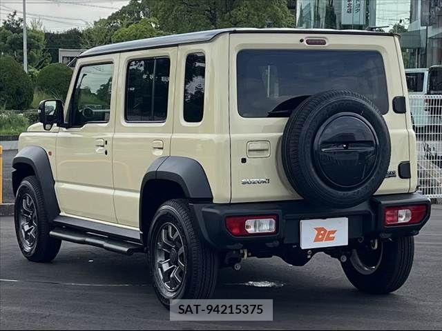 Suzuki JIMNY 2025-05 7979617-12