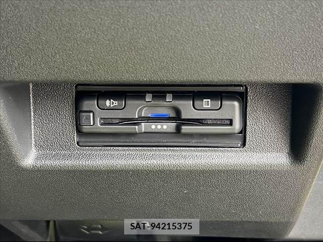 Suzuki JIMNY 2025-05 7979617-5