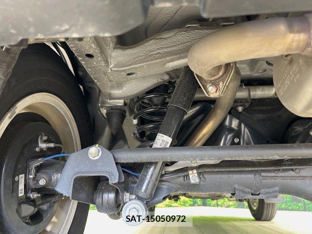 Suzuki JIMNY 2025-05 8036185-19