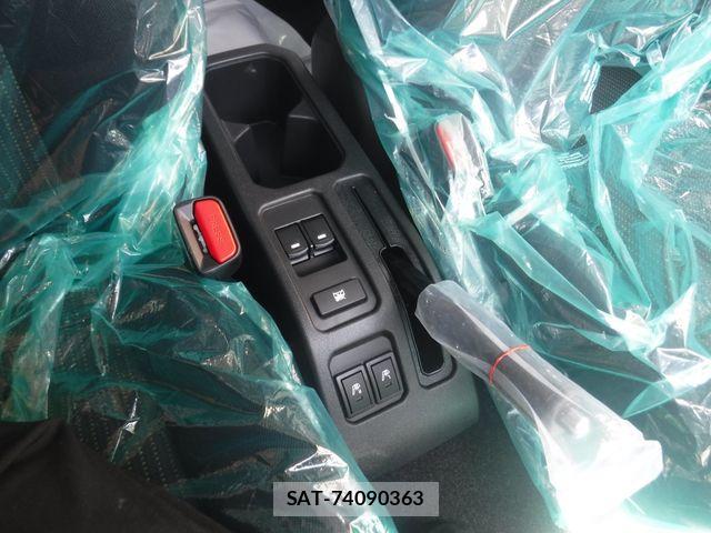 Suzuki JIMNY 2026-06 8036192-21