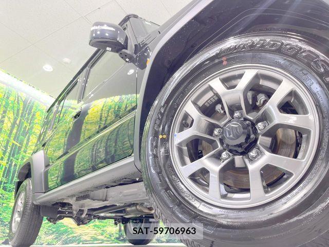 Suzuki JIMNY 2026-06 8036181-11