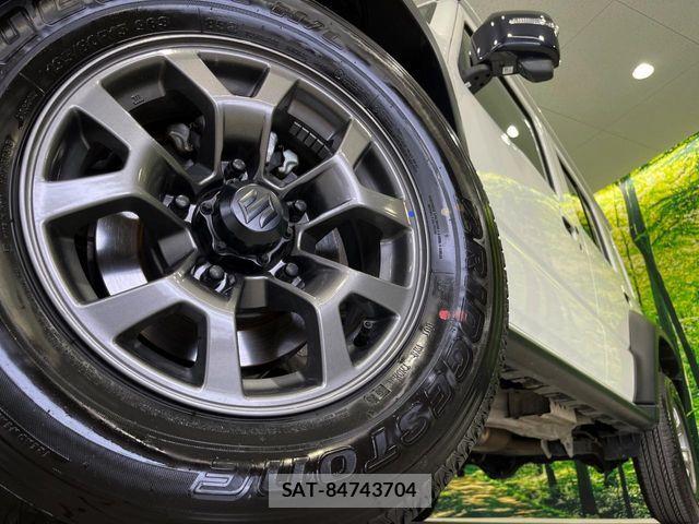 Suzuki JIMNY 2025-09 8036184-12