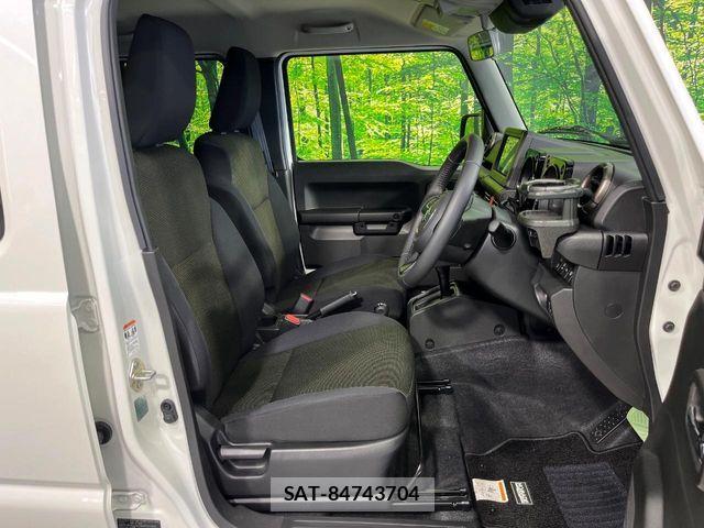 Suzuki JIMNY 2025-09 8036184-7
