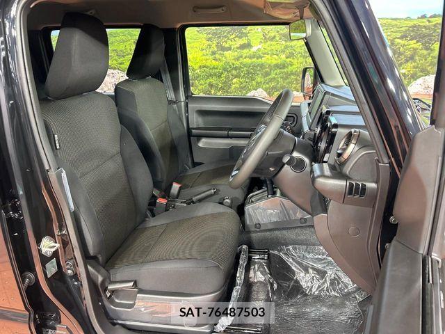Suzuki JIMNY 2026-06 8036182-7