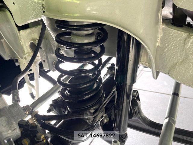 Suzuki JIMNY 2026-06 8036188-19