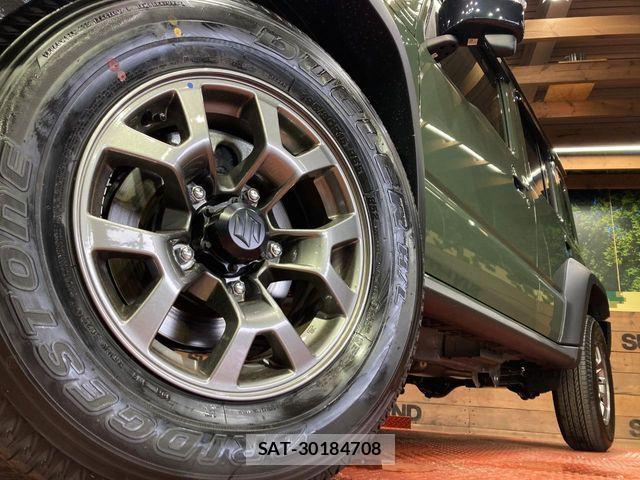 Suzuki JIMNY 2026-06 8074183-12