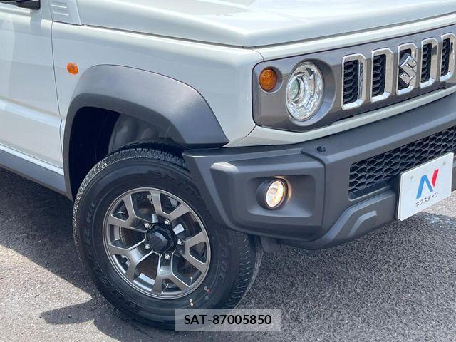 Suzuki JIMNY 2025-06 8074179-11