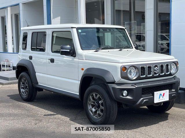 Suzuki JIMNY 2025-06 8074179-15